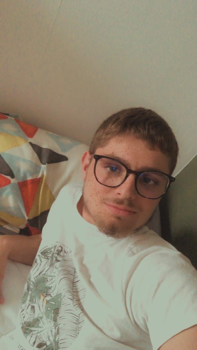 Profil von Enock